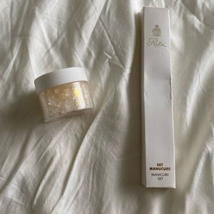 RITZ PARIS MANICURE SET AND BATH CRISTALS